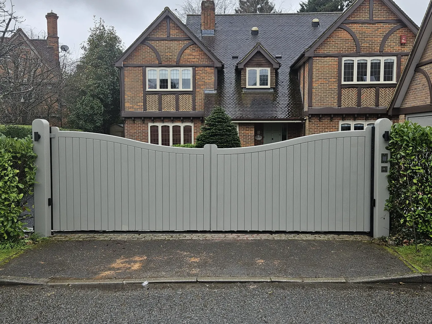 Automated timber sliding gate installation